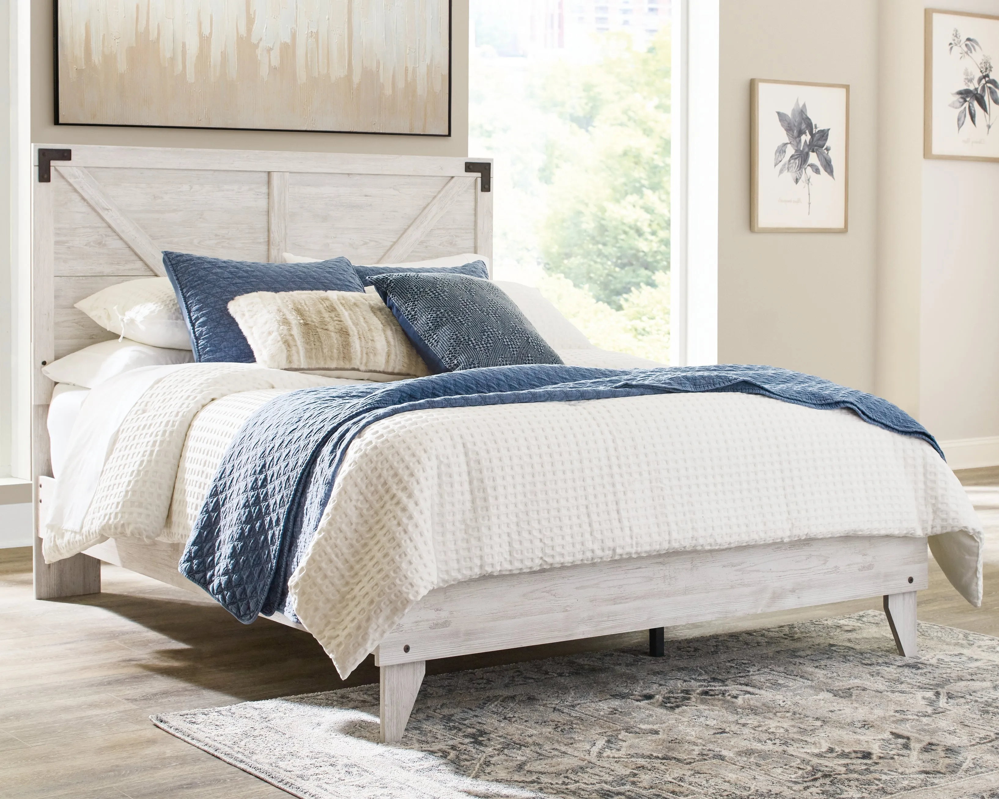 Shawburn Queen Platform Bed with Dresser and Chest in White/Dark Charcoal Gray